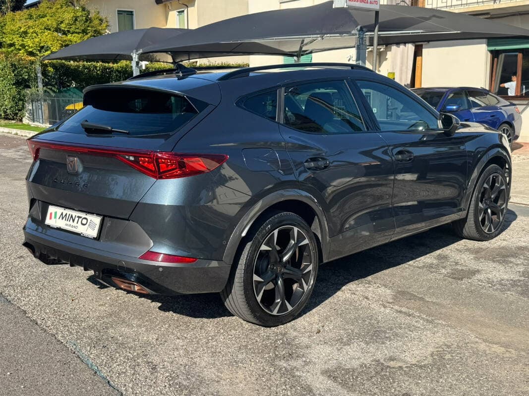 Cupra Formentor 1.4 e-hybrid 204 CV DSG — foto 3 di 21